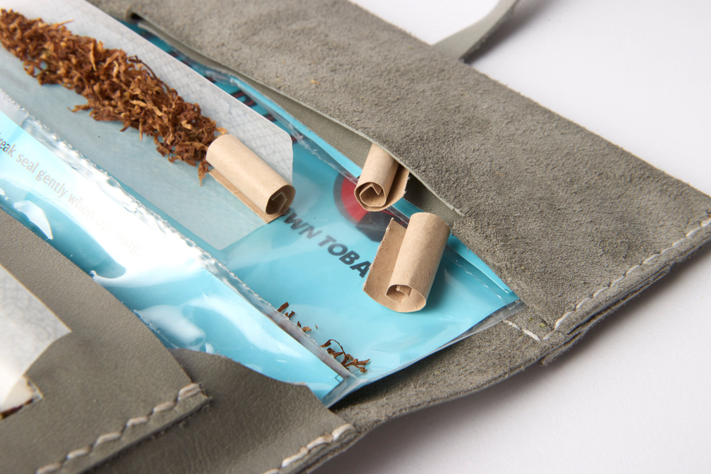 Tobacco pouch